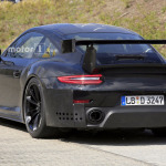 2018-porsche-911-gt2-spy-photo-2