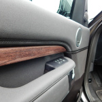 land-rover-discovery-5-interior-8