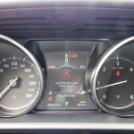 land-rover-discovery-5-interior-9