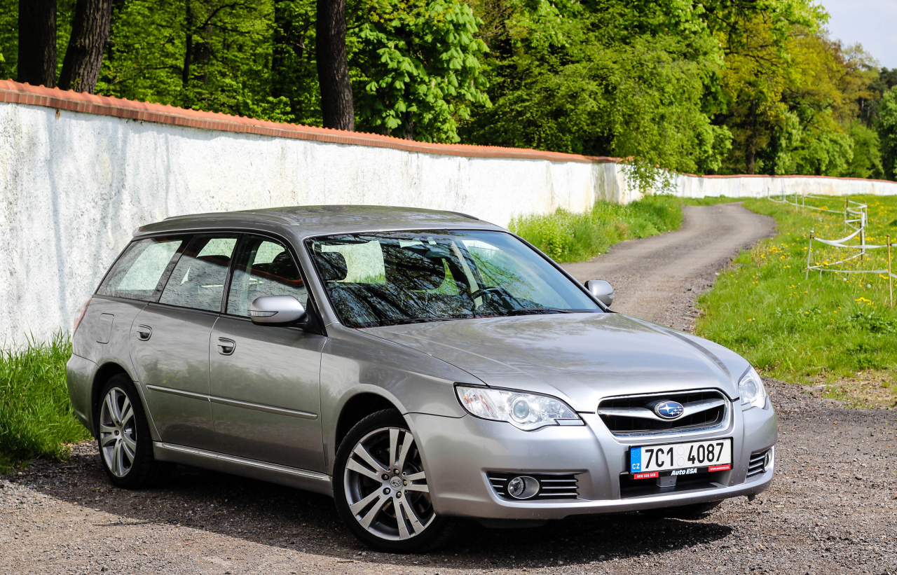 subaru-legacy-3-0r-exterior-16