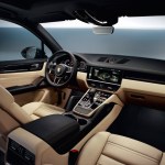 unik-fotek-2018-porsche-cayenne-interier-2