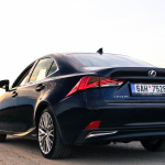 lexus-is-300h-exterior-2