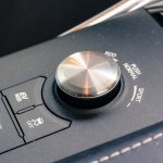 lexus-is-300h-interior-10