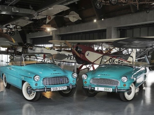 2344805-img-skoda-felicia-450-kabrio-muzeum-letadlo-v0