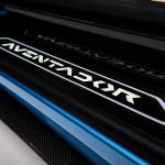 lamborghini-aventador-s-roadster-10