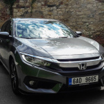 honda-civic-2018-4dv-exterior-1