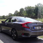 honda-civic-2018-4dv-exterior-14