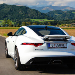 jaguar-f-type-coupe-2017-exterior-6
