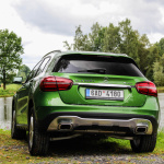 mercedes-benz-gla-2017-exterior-13