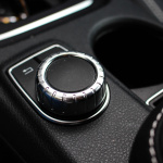 mercedes-benz-gla-2017-interior-4