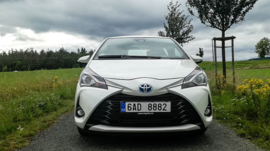 yaris1