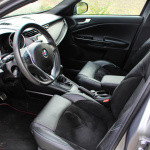 alfa-romeo-giulietta-qv-interior-7