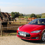 tesla-model-s-p85d-exterior-1