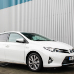toyota-auris-hybrid-exterior-11