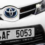 toyota-auris-hybrid-exterior-8