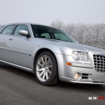chrysler-300c_srt8_touring_2006_800x600_wallpaper_02