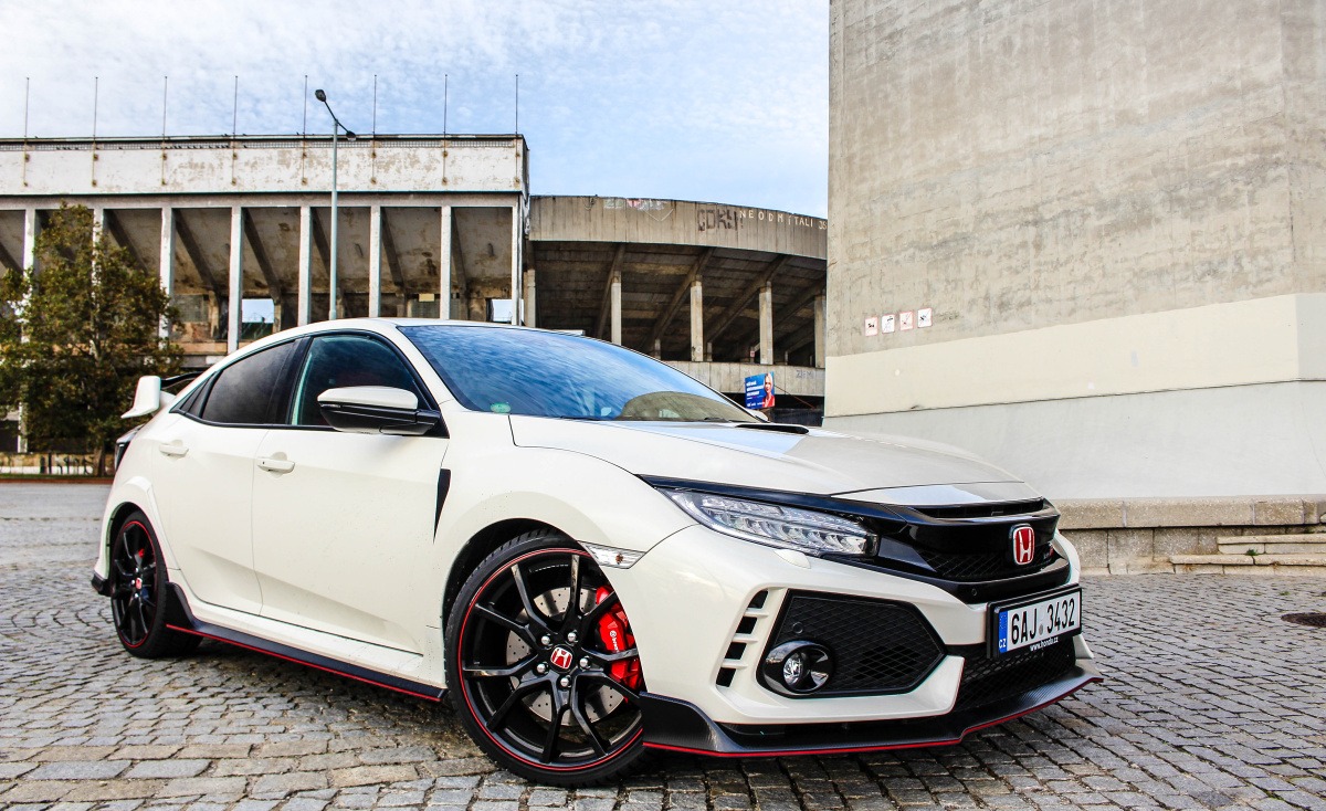 honda-civic-type-r-10g-exterior-14