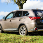 mitsubishi-outlander-my17-exterior-10