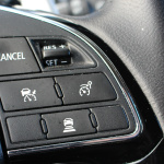 mitsubishi-outlander-my17-interior-3