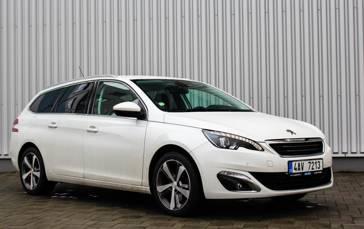 peugeot-308-sw-exterior-2