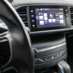 peugeot-308-sw-interior-2