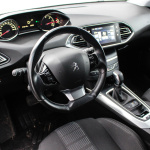 peugeot-308-sw-interior-6