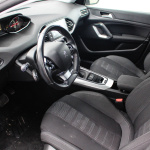peugeot-308-sw-interior-7
