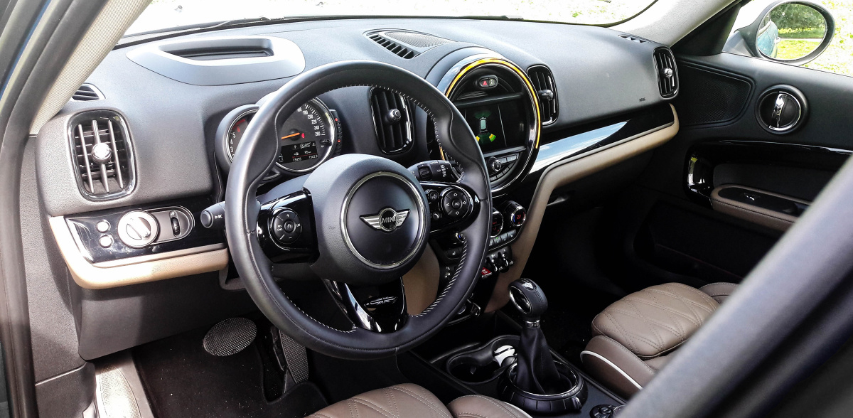 new-mini-countryman-interior-6