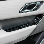 range-rover-velar-interior-3