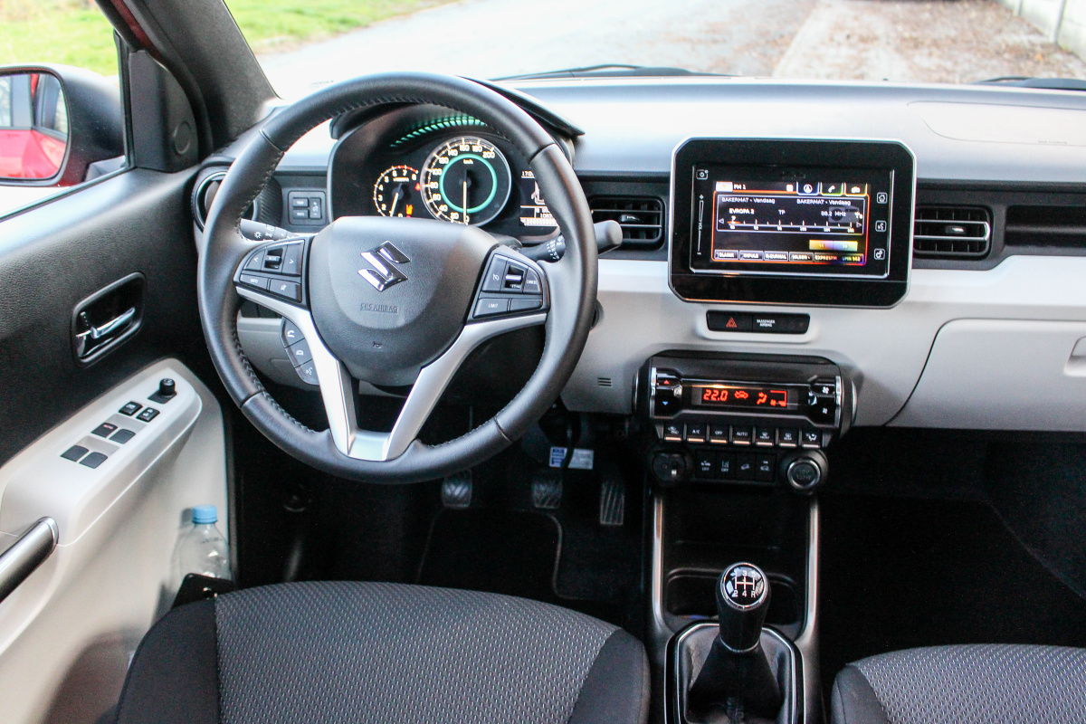 suzuki-ignis-interior-7