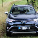 toyota-rav4-hybrid-exterior-1