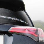 toyota-rav4-hybrid-exterior-12