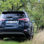 toyota-rav4-hybrid-exterior-18