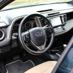 toyota-rav4-hybrid-interior-6