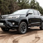 toyota_hilux_061217_raw_367