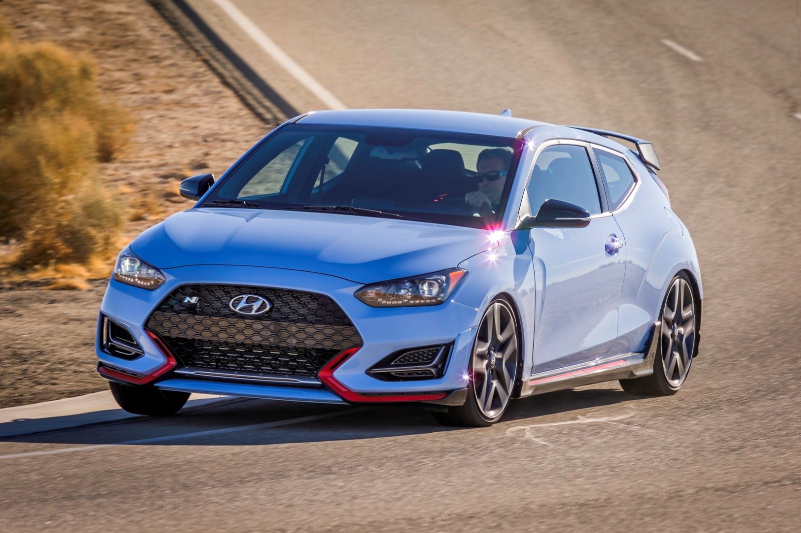 hyundai-veloster-n-1