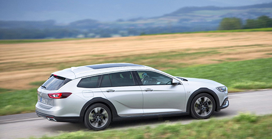opel-insignia-country-tourer-500215