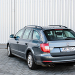 skoda-superb-kombi-exterior-1