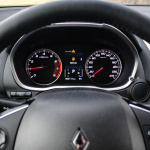 mitsubishi-eclipse-cross-interior-1