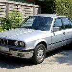 1200px-bmw_e30