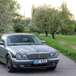 jaguar-xj8-x350-exterior-11
