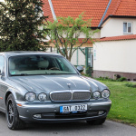 jaguar-xj8-x350-exterior-2