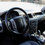 land-rover-discovery-3-interior-2