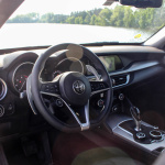 alfa-romeo-stelvio-interior-1