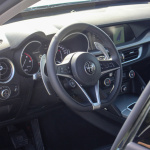 alfa-romeo-stelvio-interior-2