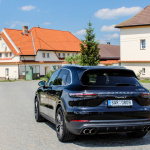 porsche-cayenne-2018-exterior-17