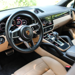 porsche-cayenne-2018-interior-2