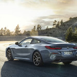 bmw_8_44_5b2401821d408