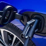 jaguar_i-pace_s_caesium-blue_180