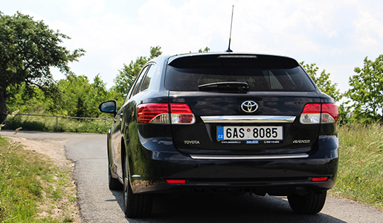 avensis2